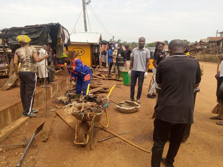 ENVERIONMETAL DEPARMENT EMBARKS ON CLEAN UP EXERCISE AT THE STREETS OF JUABOSO ON APRIL 16TH 2022.