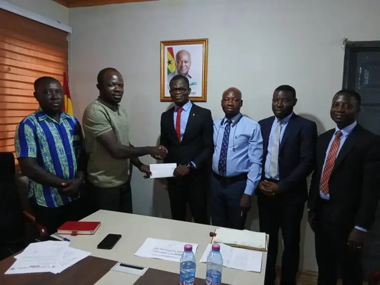 BIATOYA BANK MADE A DONATION TO JUABOSO DISTRICT ASSEMBLY