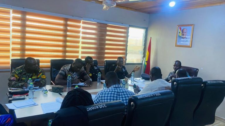 District Security Council Convenes Emergency Meeting to Address Security Concerns