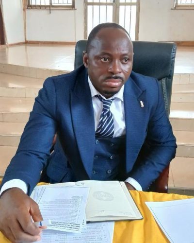 Coordinating director